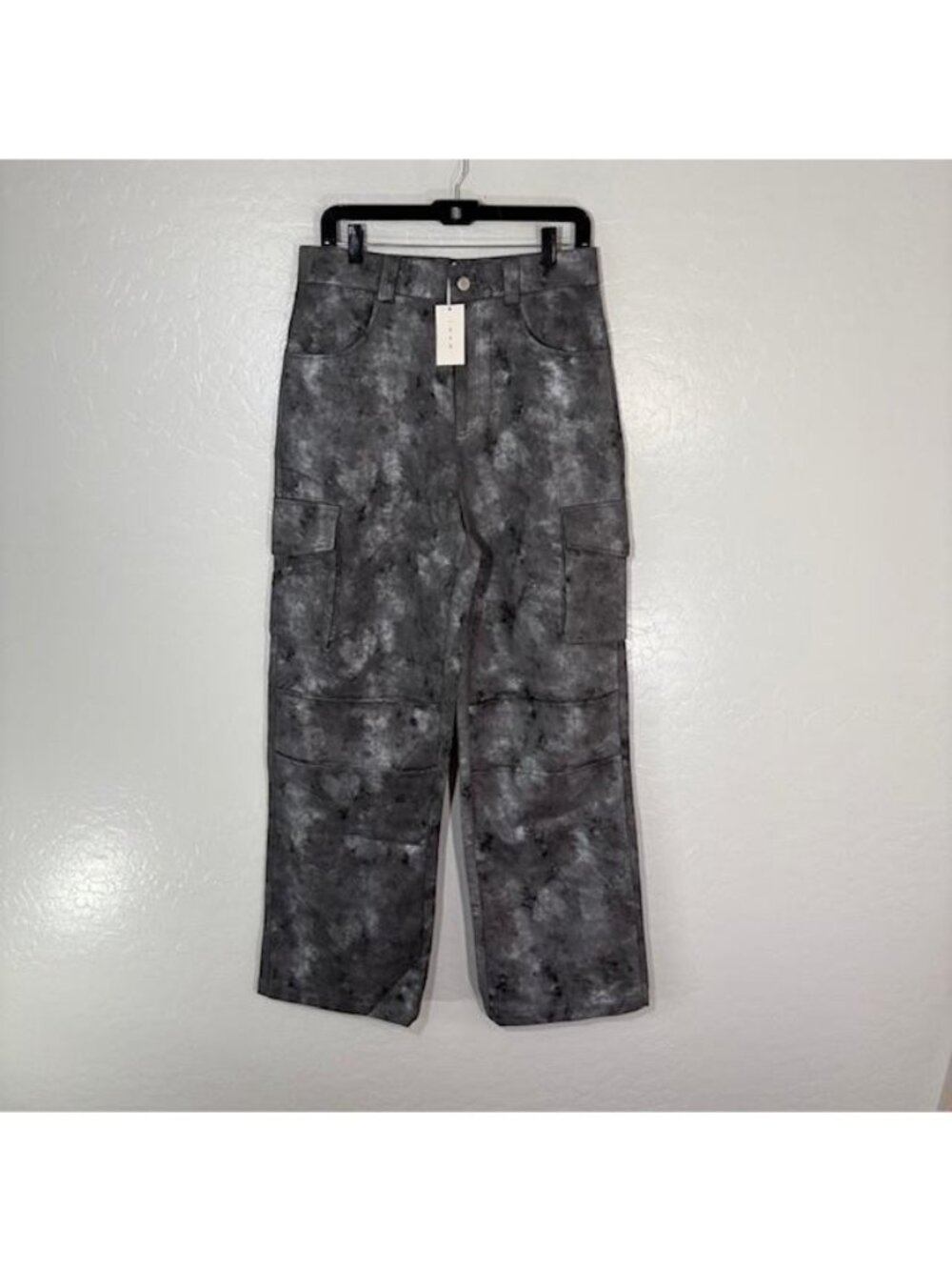 mnml Pants Mens 30 Baggy Dual Tone Sueded Cargo Pockets M2024-P710 Streetwear